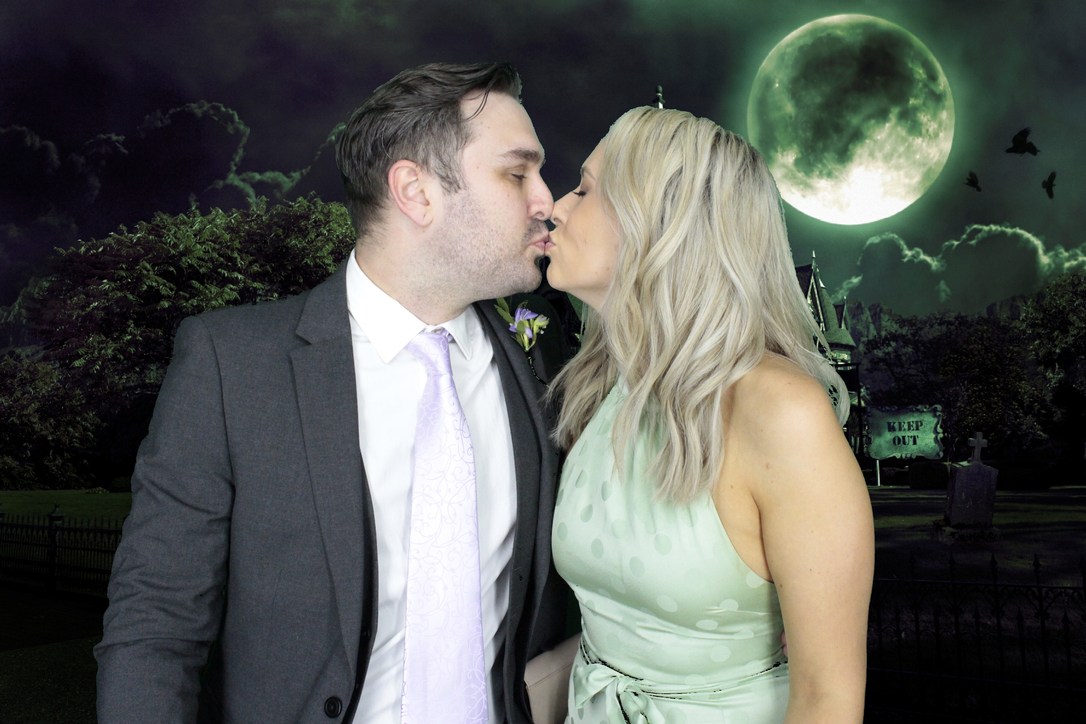Katie and Jons Wedding | View more photos from the event at gallery.myphotoboothexperience.co.uk/u/MyPhotoBoothExperienceLtd/Katie-and-Jons-Wedding